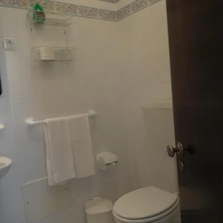 Luar Casa de hóspedes *